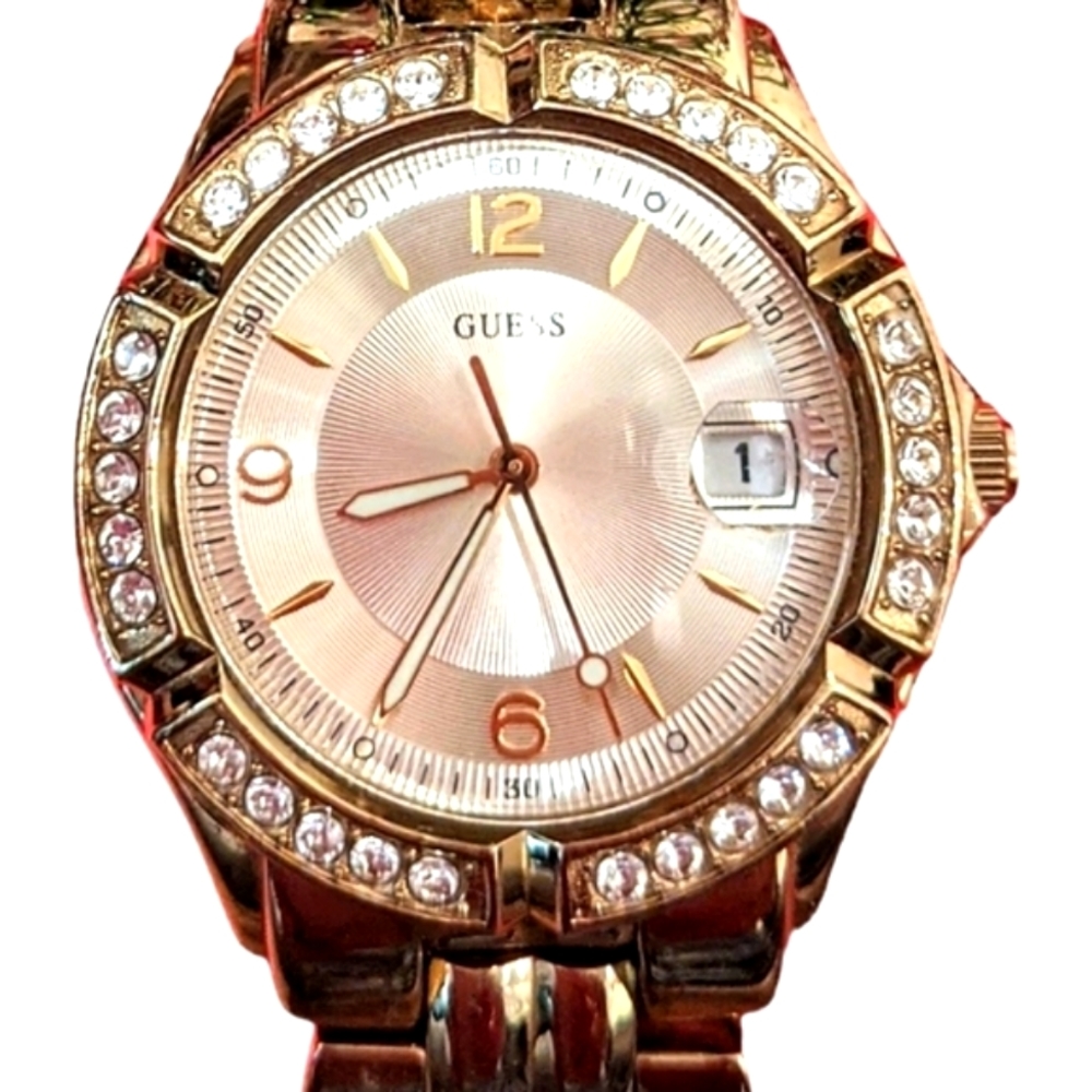 Classic Guess Gold bracelet watch gold tone date window crystal bezel